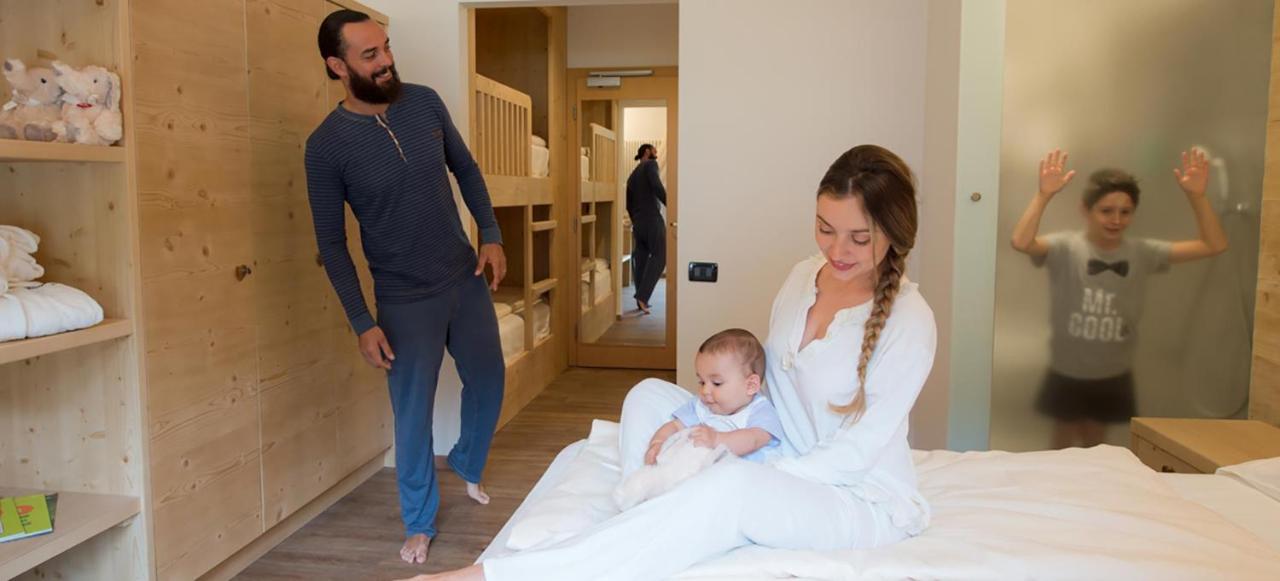 Hotel Sporting Ravelli Mezzana  Eksteriør bilde