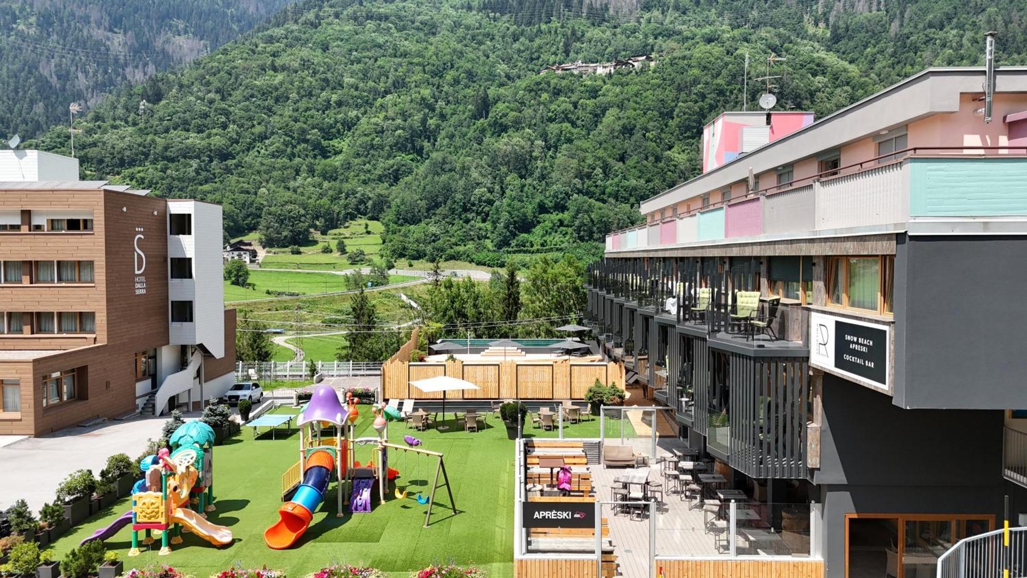 Hotel Sporting Ravelli Mezzana  Eksteriør bilde